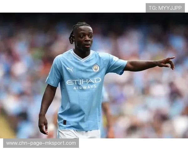 曼城利用身后区域，多库长驱带球射门成功