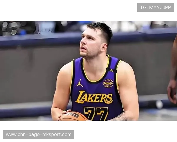 东契奇进攻端如入无人之境，独行侠进攻如潮